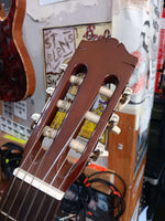 YAMAHA - C40