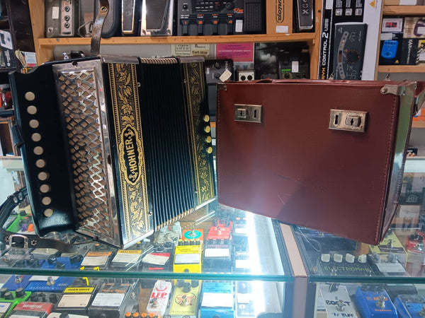 Hohner - Button Accordion