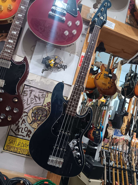 Fender - Aerodyne Jazz Bass