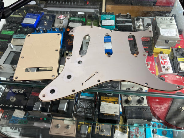 Fender - USA Strat scratchplate and backplate