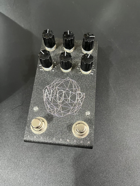 Analoug Worm - Noir