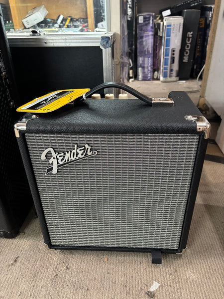 Fender - Rumble 15