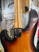 Fender  - Jazz Bass