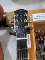 Fender - Stratocaster