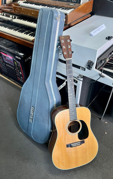 Martin - D-28