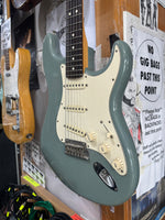 Fender  - American Professional Stratocaster