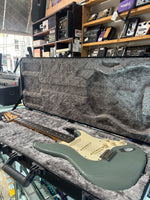 Fender  - American Professional Stratocaster