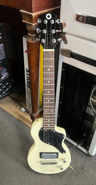 Blackstar - Carry-On Travel Guitar