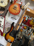 Fender - Precision Bass