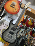 Max - Electric Guitar