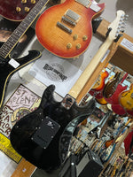 Max - Electric Guitar