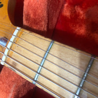 Fender - Stratocaster