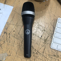 AKG - D 5