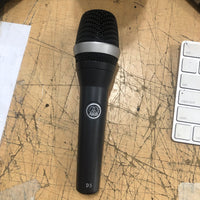 AKG - D 5