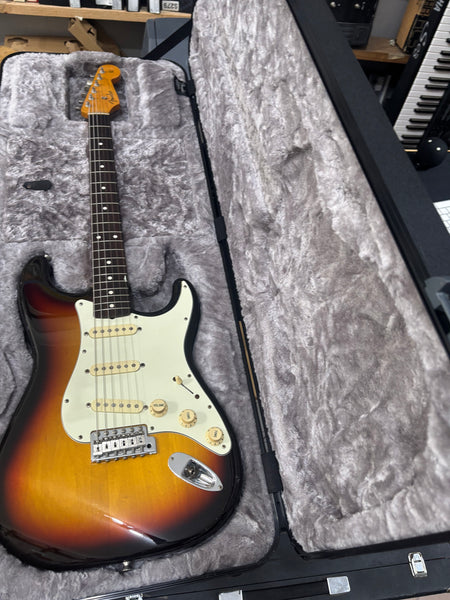 Fender  - Stratocaster