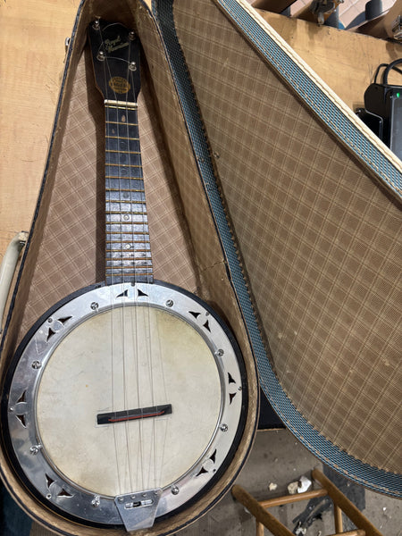 Royal Hawaiian - Banjo