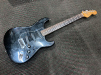 Fender - Stratocaster