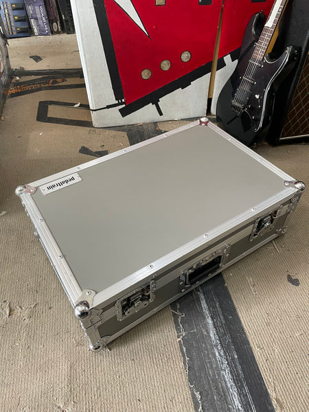 Pedal Train - Pedal board