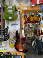 Squier - Jazz Bass Fretless