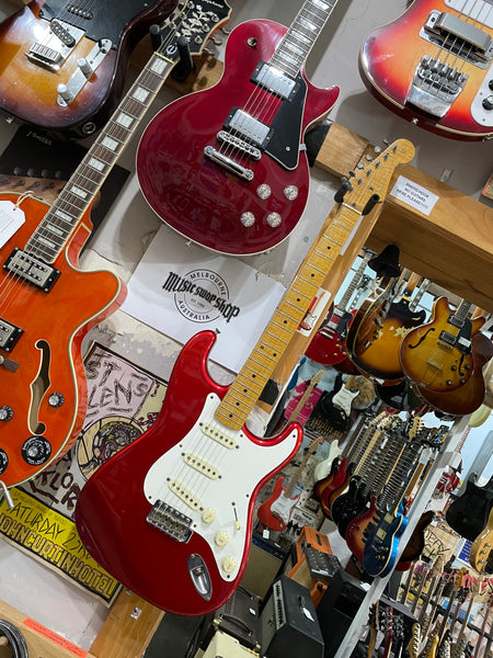 Fender - Stratocaster