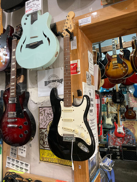Squier by Fender - Stratocaster