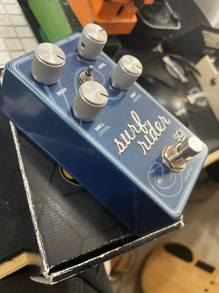 Solidgoldfx - Surf Rider IV