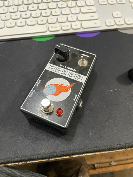 Space Sounds - Meteor Distortion