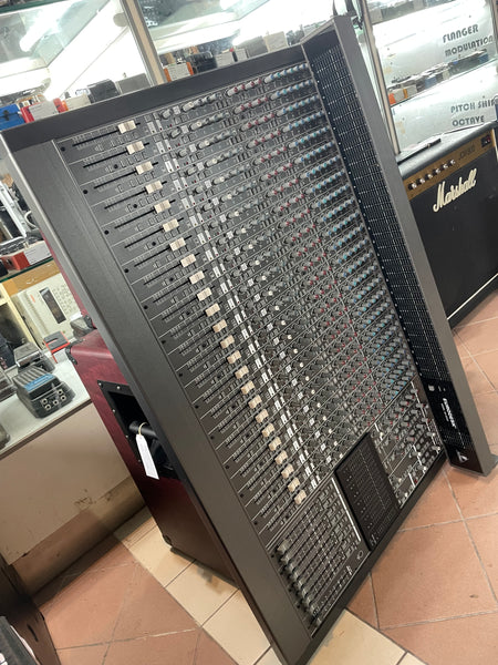 Behringer - Eurodesk MX 8000