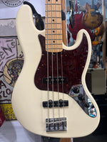 Fender - Jazz Bass