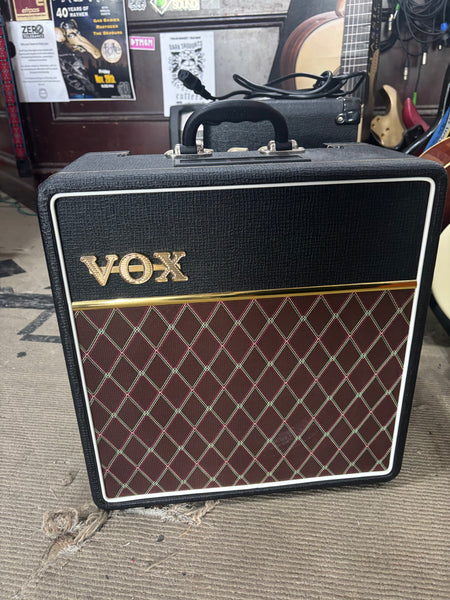 VOX - AC4C1-12