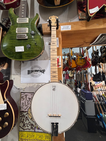Deering  - Goodtime Parlour Banjo
