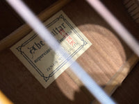 Abe Guitar / Zen-On - 520