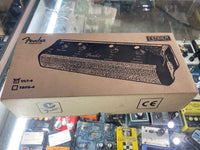 Fender - ULT-4