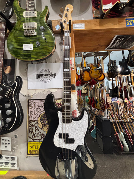 Unbranded - Jazz Bass copy