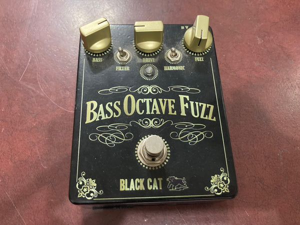 Black Cat Bass Octave Fuzz - YouTube