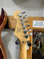 Squier by Fender - MINI Stratocaster