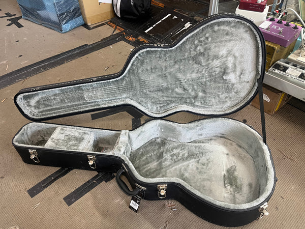 V-CASE - Auditorium/Orchestra Acoustic Guitar Case