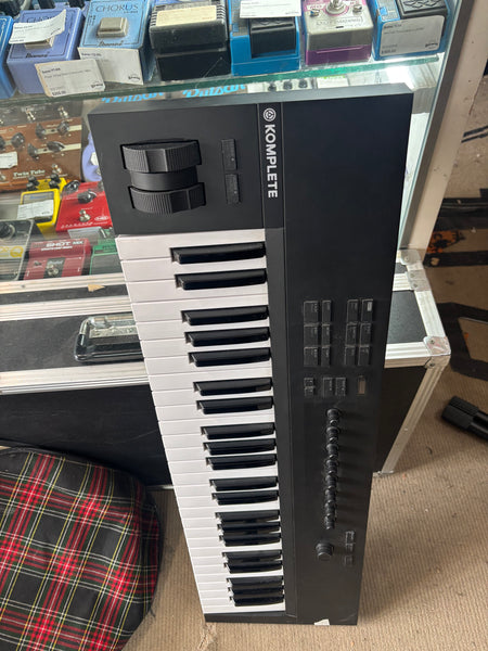 Native Instruments - Komplete Kontrol A49