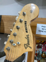 Fender - Mustang