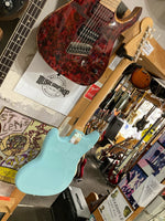 Fender - Mustang