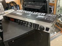 Behringer - FX2000 Virtualizer 3D