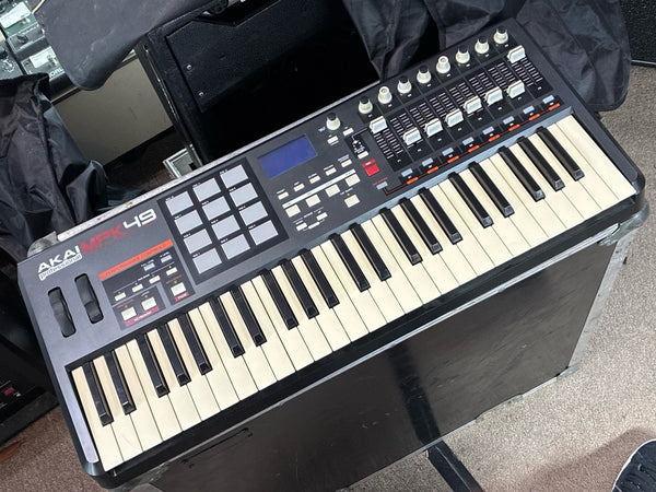 AKAI - MPK49