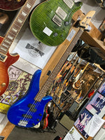 YAMAHA - Bass Guitar