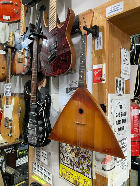 Unbranded - European - Balalaika
