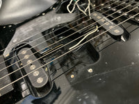 Tender - Blackout Stratocaster