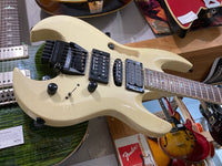 Unbranded  - Headless Guitar