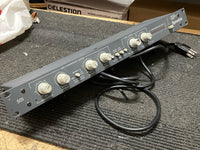 Symetrix - 501