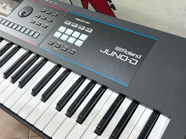 Roland - Juno D7