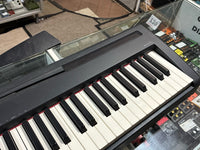Yamaha - P-95