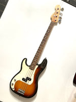 Fender - Precision Bass
